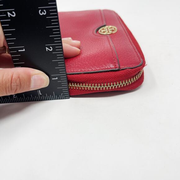 Tory Burch Red Robinson Clutch Wallet Saffiano Leather Full Zip Around Pocket - Picture 12 of 12